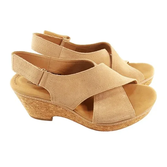 Clarks Comfort Collection Tan Annadel Eirwyn Suede Wedge Sandal- Womens Sz 11M - Picture 1 of 7